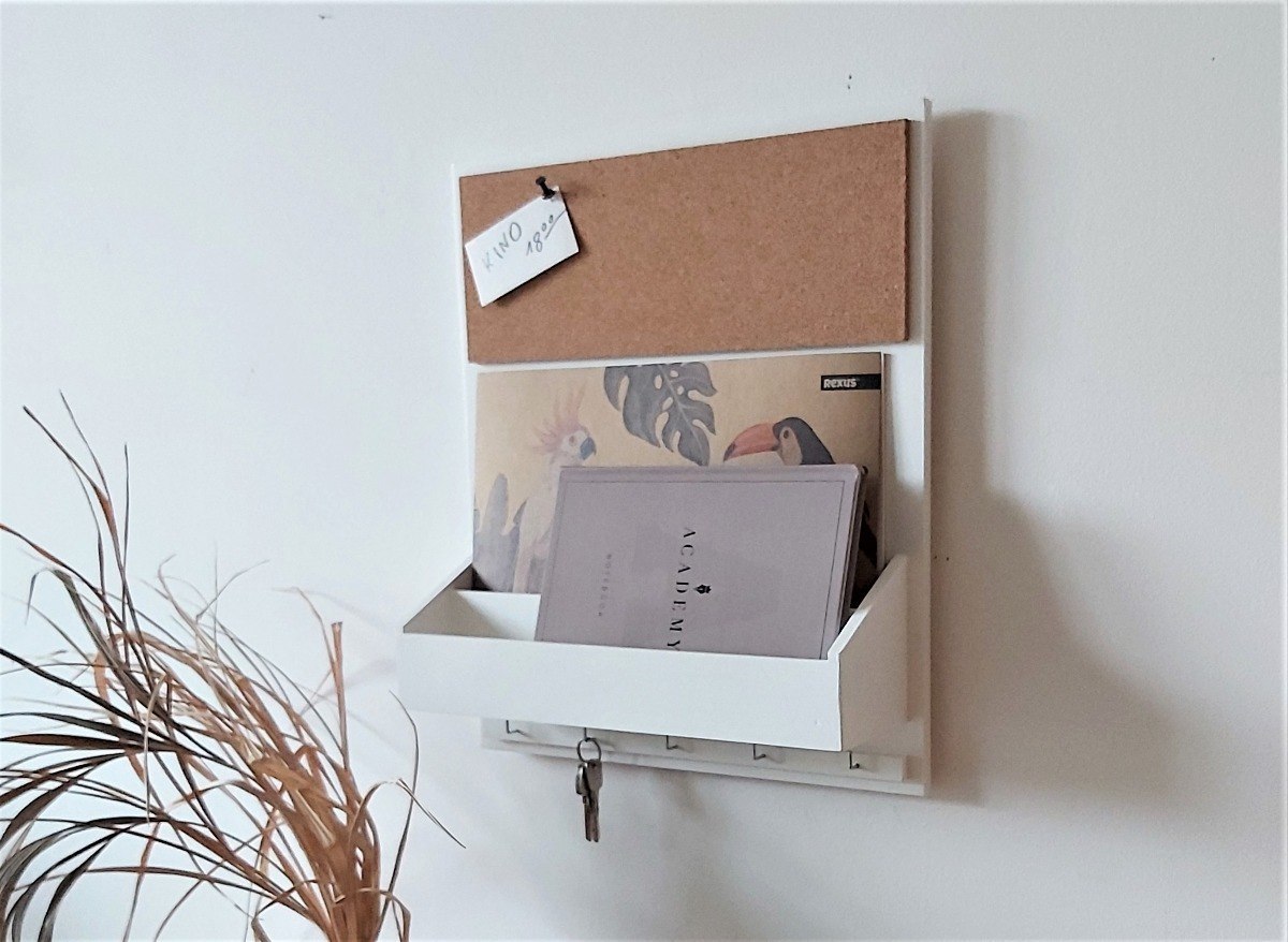 Drewniany organizer, na ścianę, na ulotki Drewniany organizer, na ścianę, na ulotki