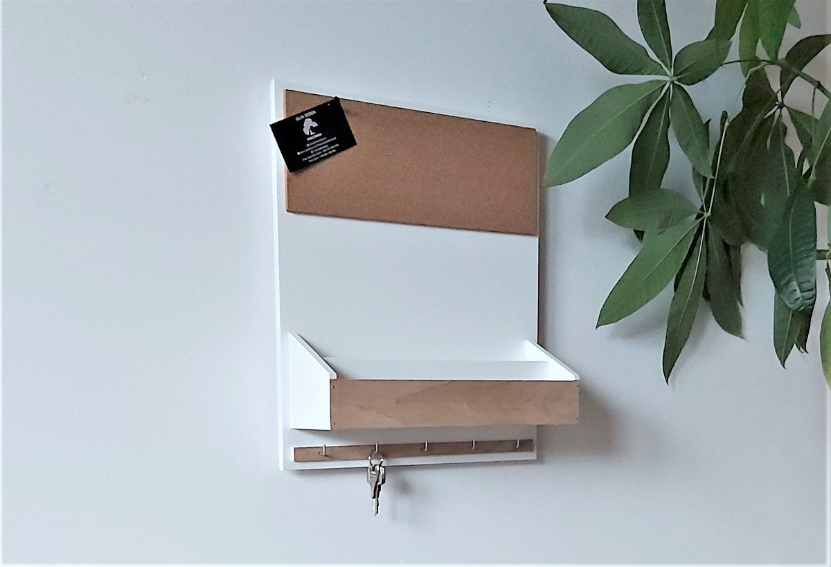 Drewniany organizer, na ścianę, na ulotki Drewniany organizer, na ścianę, na ulotki
